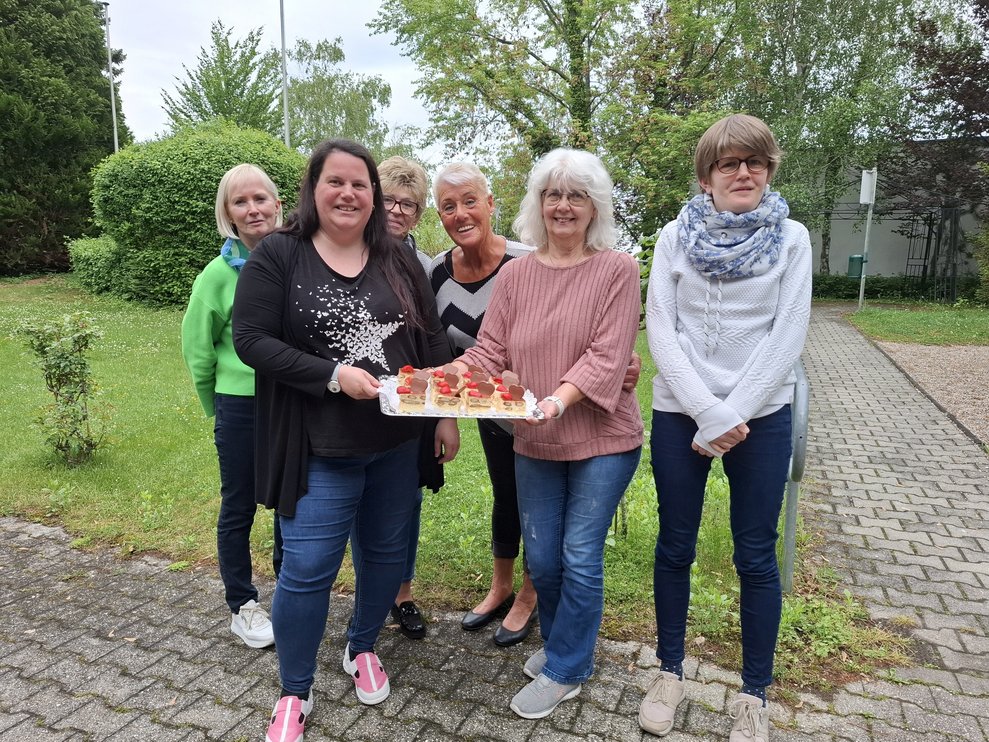 Das ehrenamtliche Team wünscht allen einen wunderschönen Muttertag.