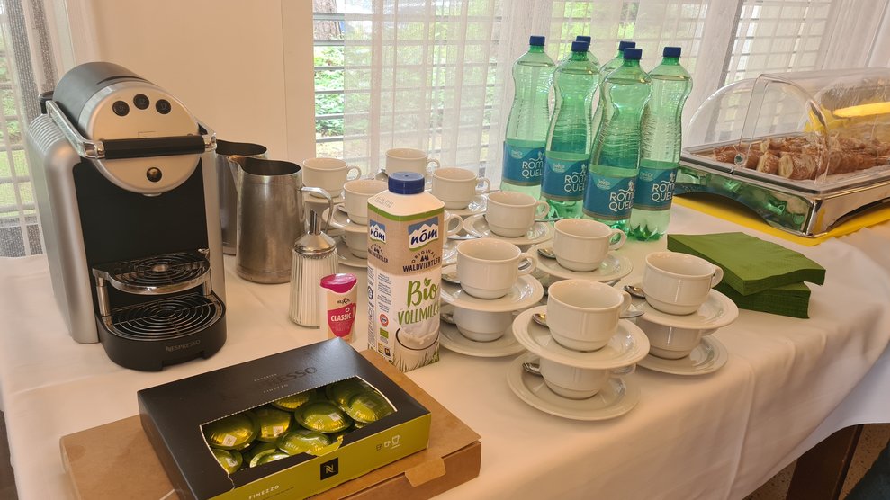 Das Getränke Buffet bietet alles was Mann sich wünscht.