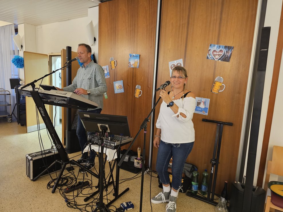 Die Band "Musik For Life" sorgte für ausgelassene Stimmung.