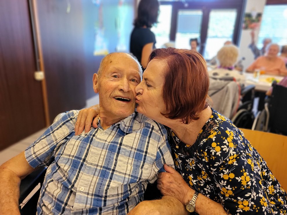 Das Ehepaar Herr und Frau K. amüsierte sich und hatte eine schöne gemeinsame Zeit.